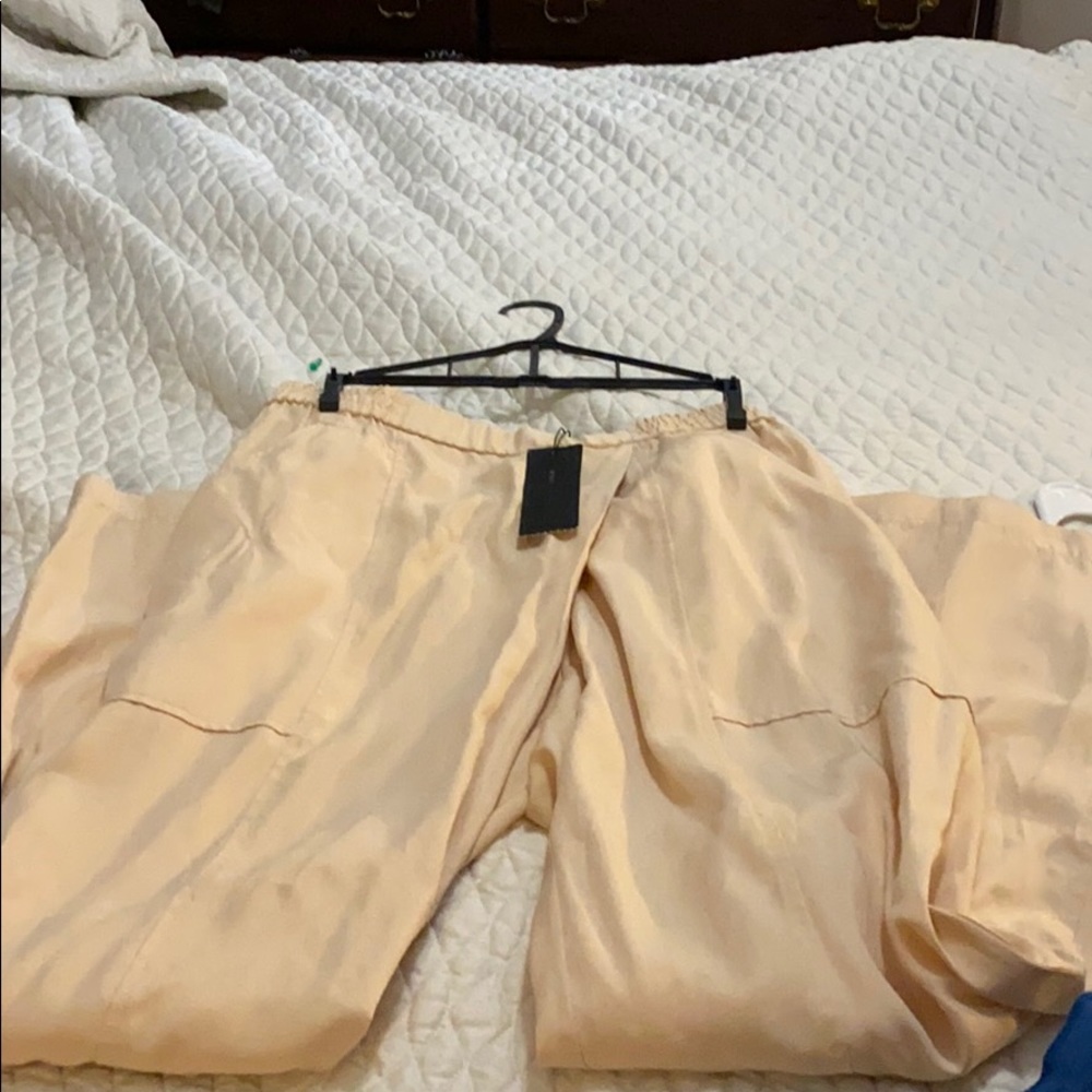Pants - Picture 2 of 4